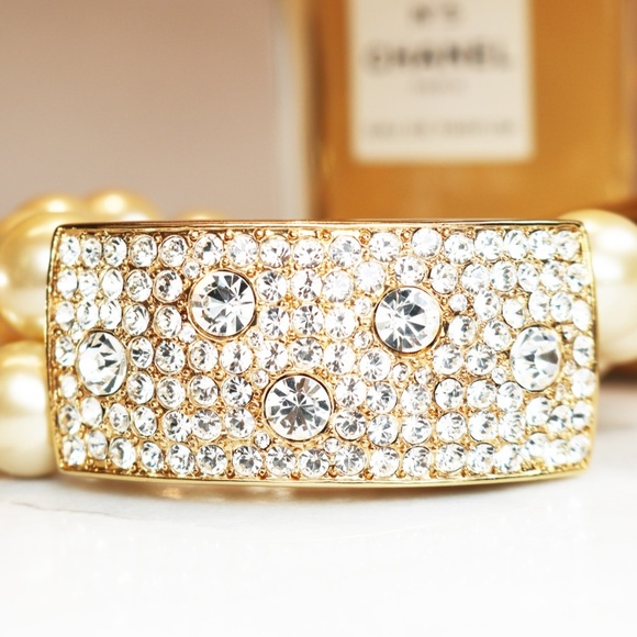 RARE! Vintage KENNETH JAY LANE Pearl Bracelet - Picture 5 of 15